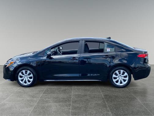 Midnight Black Metallic 2025 Toyota Corolla LE
