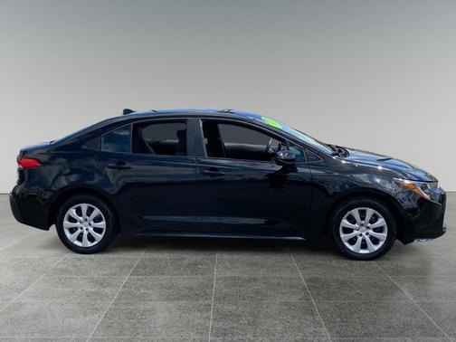 Midnight Black Metallic 2025 Toyota Corolla LE