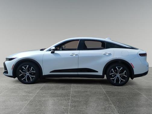 2024 Toyota Crown XLE