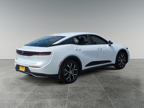 2024 Toyota Crown XLE