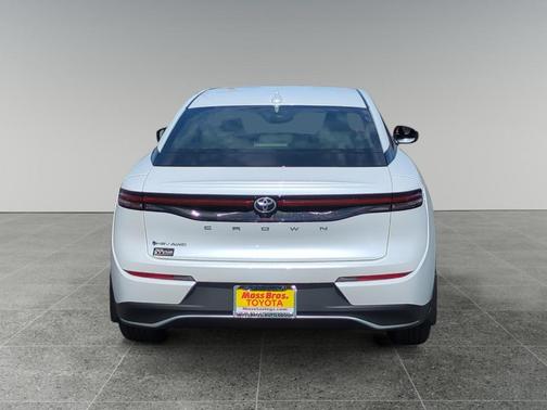 2024 Toyota Crown XLE