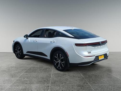 2024 Toyota Crown XLE