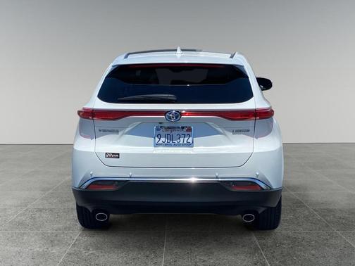 Pearl 2023 Toyota Venza Limited
