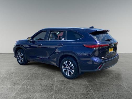 Blueprint 2023 Toyota Highlander Hybrid XLE