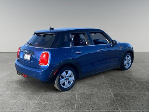 2016 MINI Hardtop Cooper