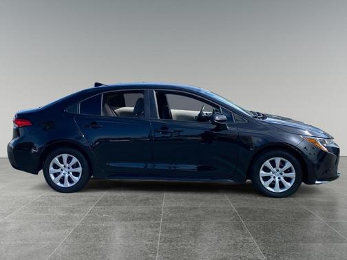 Midnight Black Metallic 2025 Toyota Corolla LE