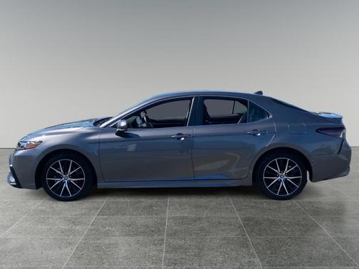 Predawn Gray Mica 2024 Toyota Camry SE