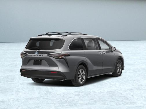 Metal 2026 Toyota Sienna XLE 8 Passenger