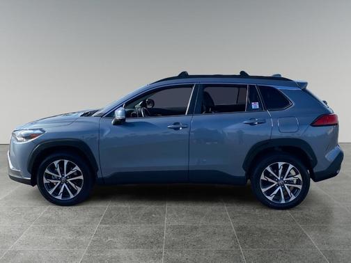 2022 Toyota Corolla Cross XLE