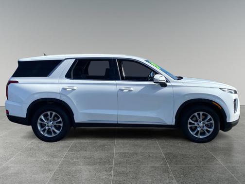 2022 Hyundai PALISADE SE