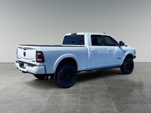 Bright White Clearcoat 2022 RAM 2500 Laramie