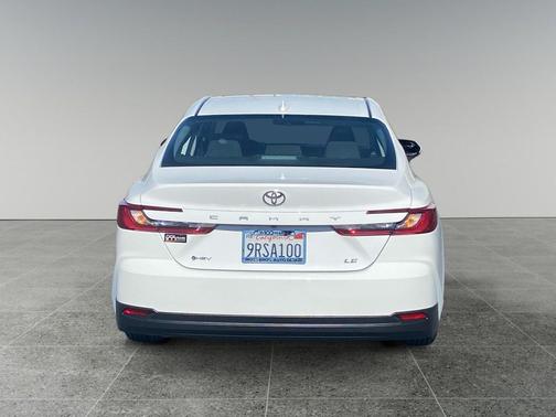 Ice Cap 2025 Toyota Camry LE