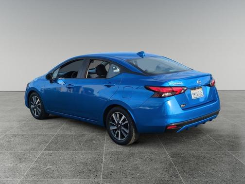 2021 Nissan Versa 1.6 SV