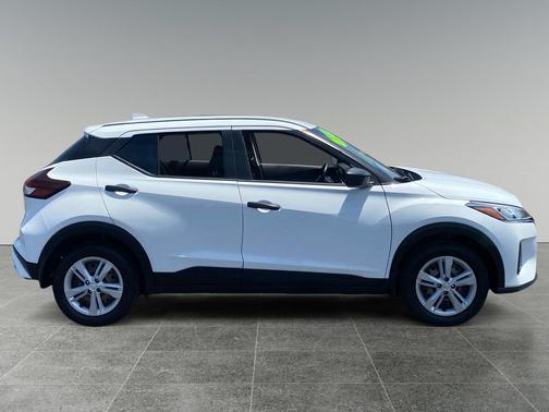 Fresh Powder 2023 Nissan Kicks S