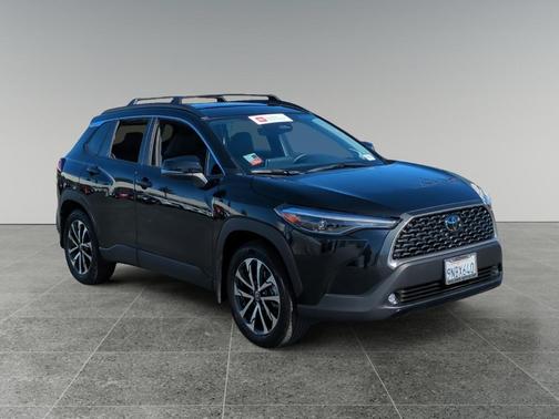 2024 Toyota Corolla Cross XLE