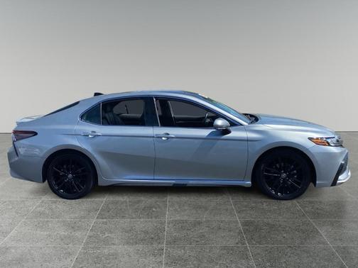 Celestial Silver Metallic 2022 Toyota Camry XSE