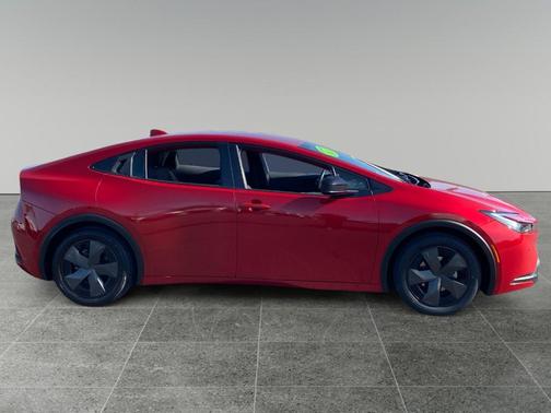 2023 Toyota Prius LE