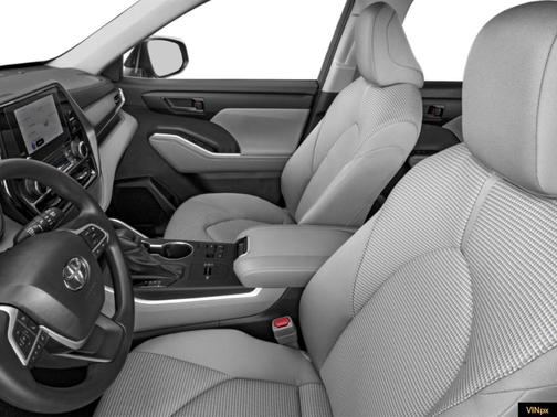2025 Toyota Highlander LE