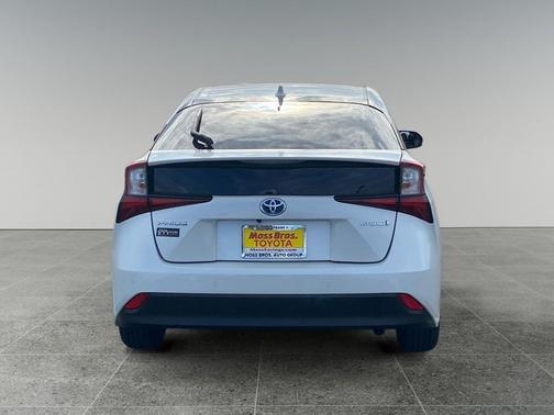 Wind Chill Pearl 2022 Toyota Prius LE