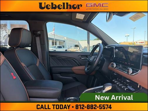 Sterling Metallic 2024 GMC Canyon AT4