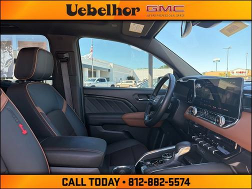 Sterling Metallic 2024 GMC Canyon AT4