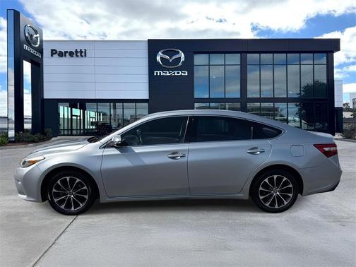 2016 Toyota Avalon XLE