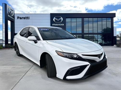 2022 Toyota Camry SE