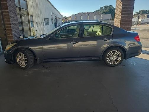 2012 INFINITI G37x Base