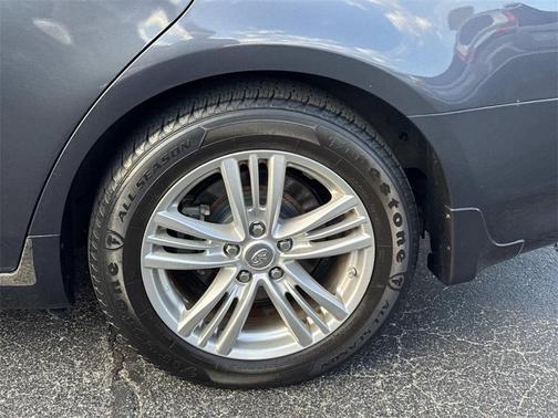 2012 INFINITI G37x Base