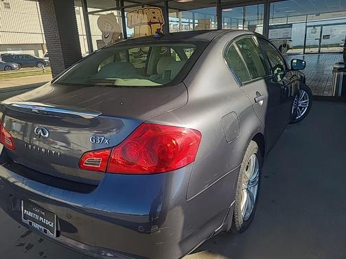 2012 INFINITI G37x Base