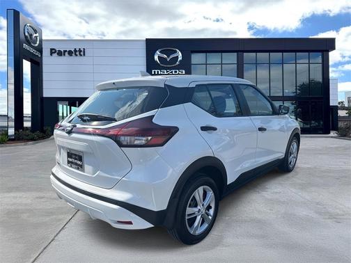 2024 Nissan Kicks S