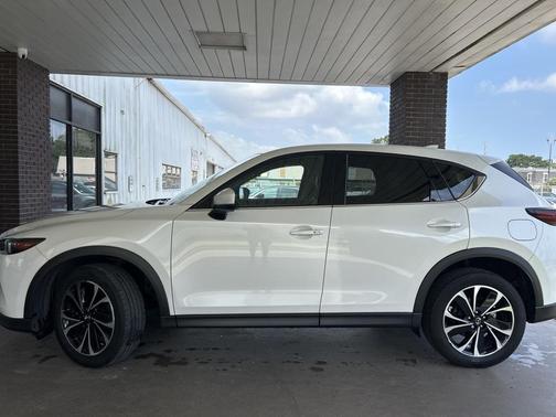 2023 Mazda CX-5 Preferred