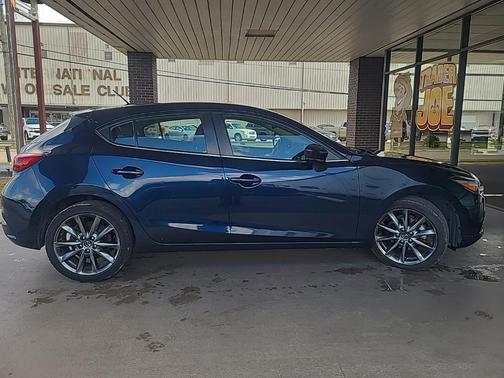 2018 Mazda Mazda3 Touring