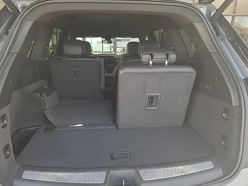 2025 Cadillac XT6 Premium Luxury FWD