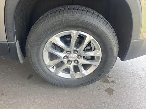 2018 Chevrolet Traverse LT Cloth