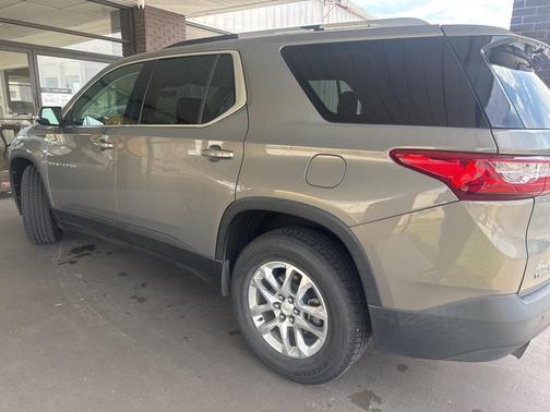 2018 Chevrolet Traverse LT Cloth