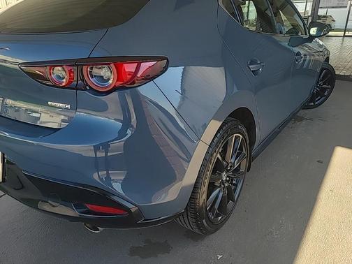 2019 Mazda Mazda3 FWD w/Premium Package