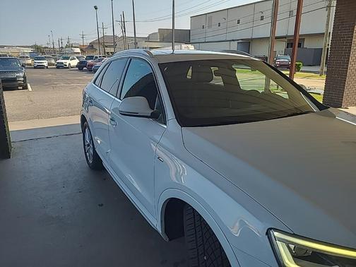 2018 Audi Q3 2.0T Premium Plus