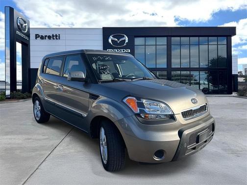 2010 Kia Soul +