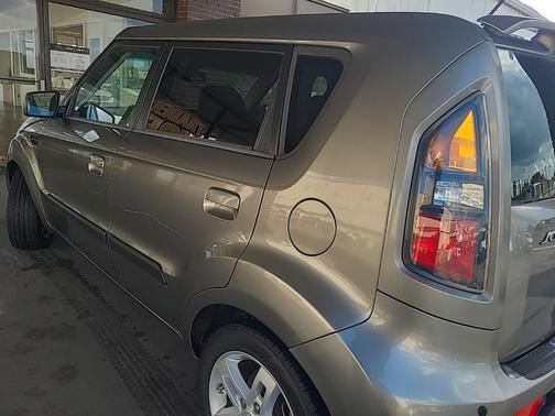 2010 Kia Soul +