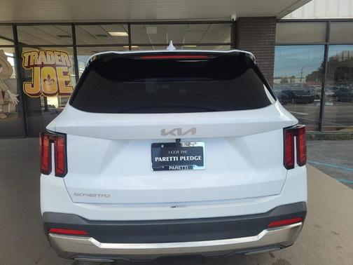 2024 Kia Sorento S