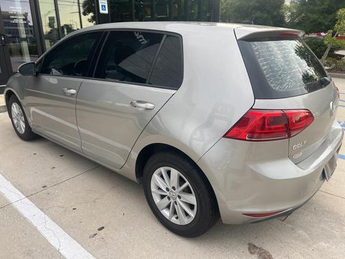 2016 Volkswagen Golf TSI S 4-Door