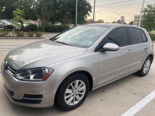 2016 Volkswagen Golf TSI S 4-Door