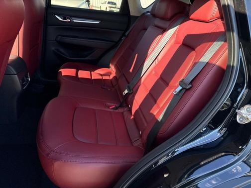 Jet Black Mica 2025 Mazda CX-5 2.5 S Carbon Edition