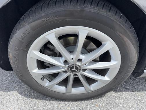 2019 Mercedes-Benz A-Class A 220