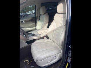 2023 Genesis GV80 2.5T