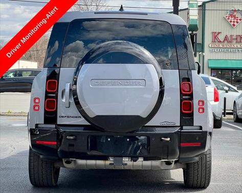 2024 Land Rover Defender 130 P400 X-Dynamic SE