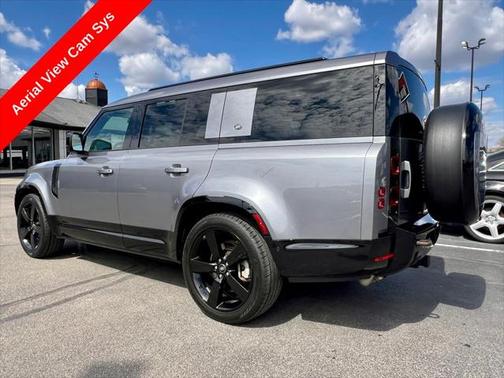 2024 Land Rover Defender 130 P400 X-Dynamic SE