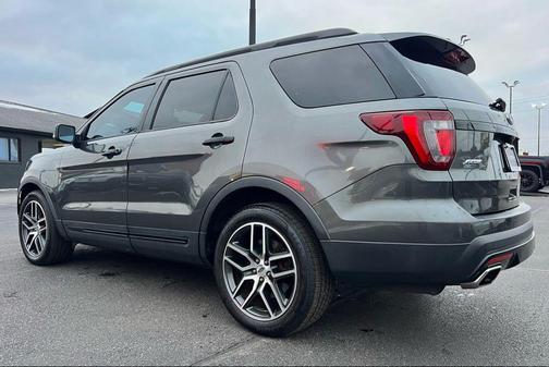 2017 Ford Explorer sport