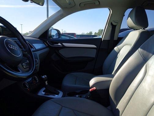 2017 Audi Q3 2.0T Premium